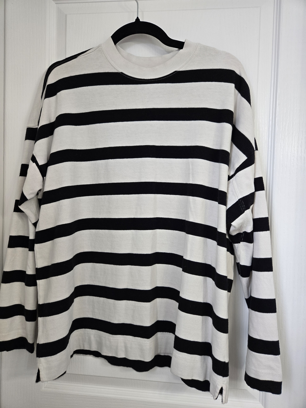 AYR The Early Mornings Striped Sweater Black & Cream Size Medium